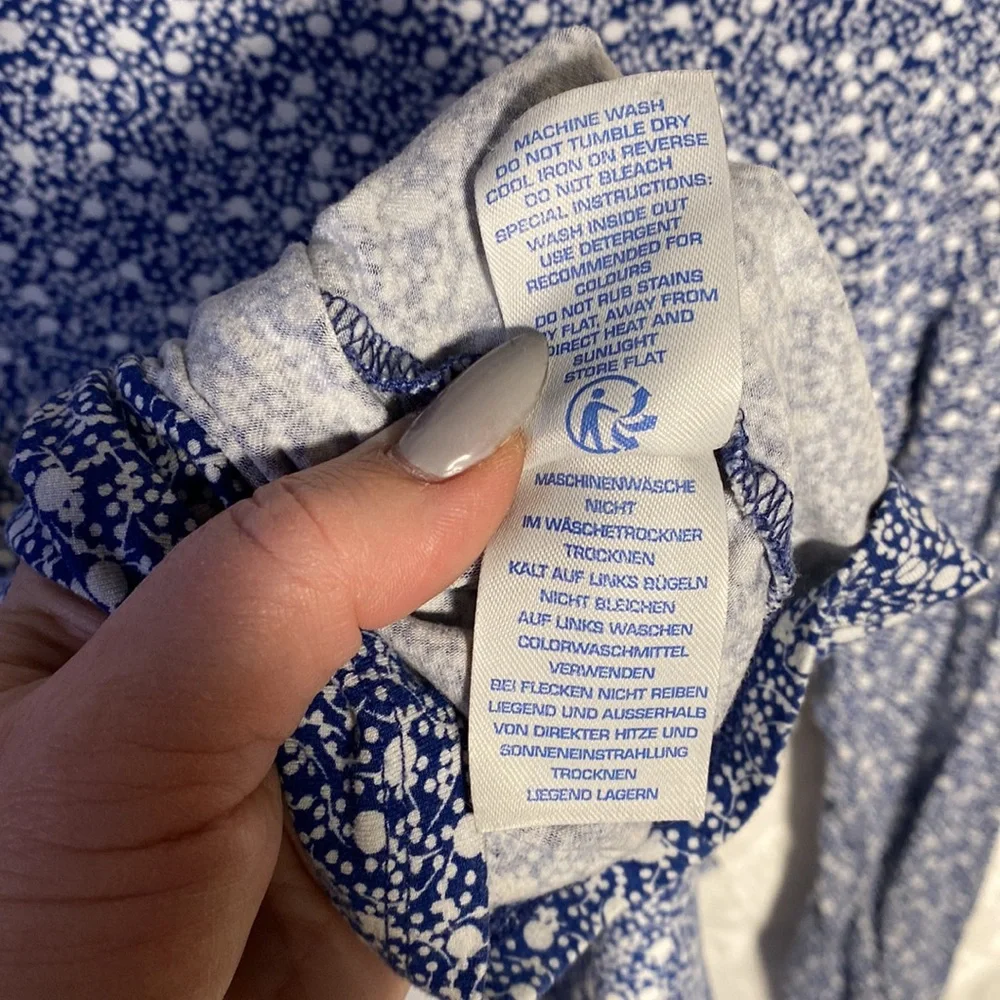 Boden Blue and white floral shirt 10 - Picture 5 of 7